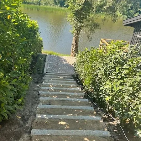 Hyggelig Sommerhus. Med Udsigt, Til Vand Fra Senge Hébergement de vacances Vekso