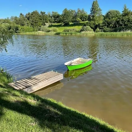 Hyggelig Sommerhus. Med Udsigt, Til Vand Fra Senge بيت للعطل Vekso