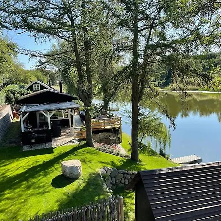 Hyggelig Sommerhus. Med Udsigt, Til Vand Fra Senge Vekso